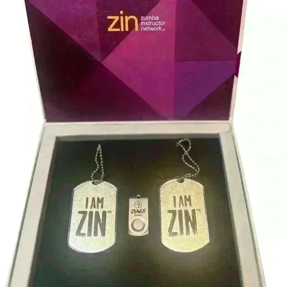 💚 Zumba®️ Instructor Bundle Gift Set - Picture 3 of 4